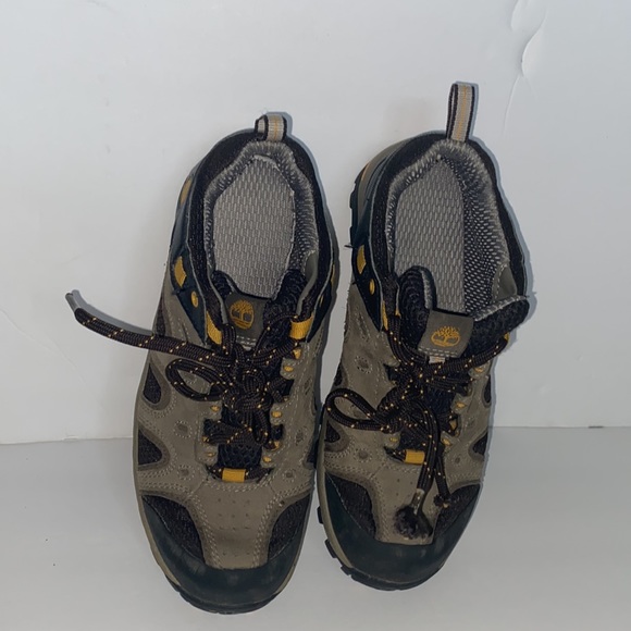 Timberland genuine leather size 3 young Good condition Membrane Shoes Vibram - Picture 3 of 12